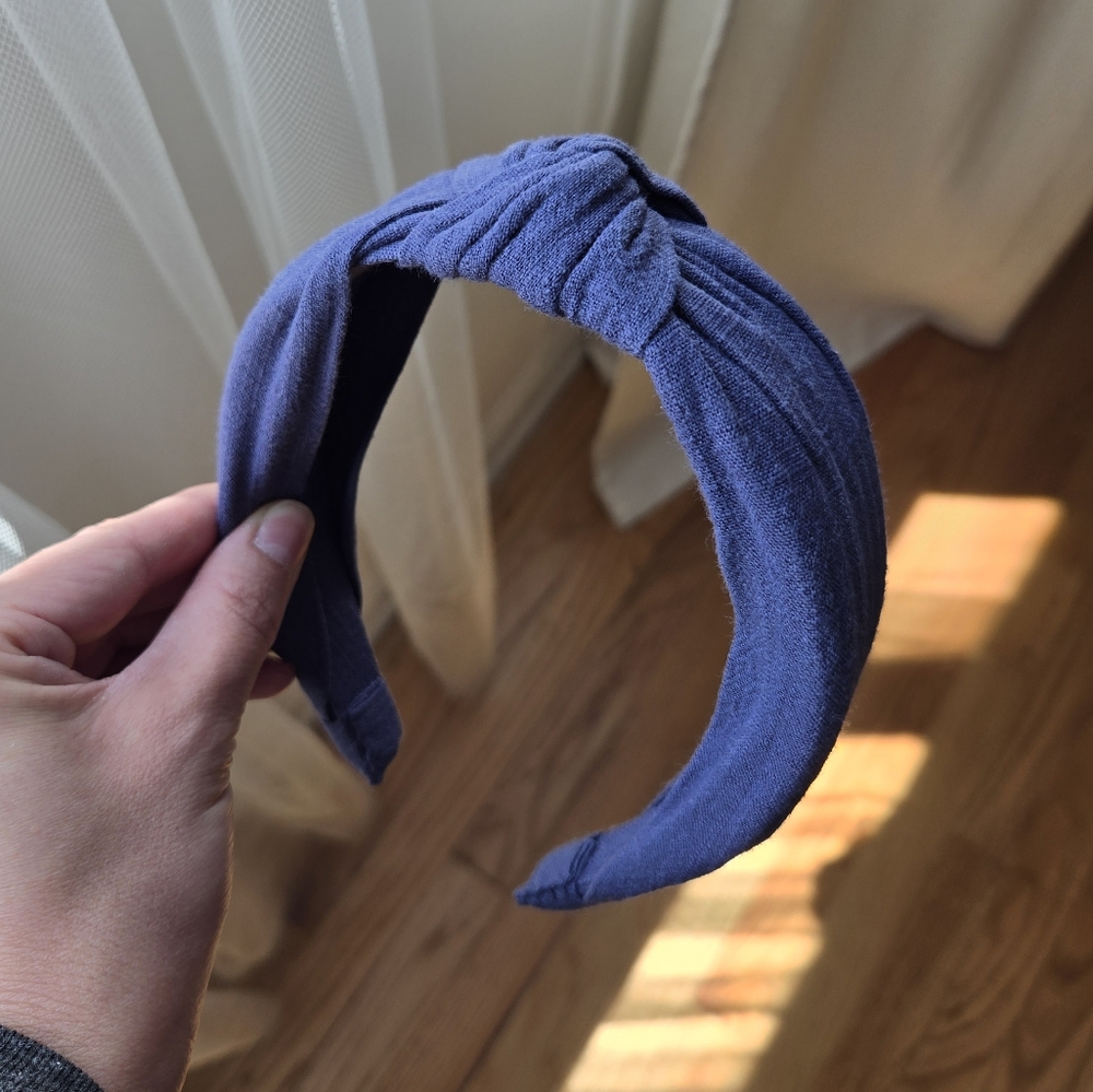 Madewell blue knotted headband